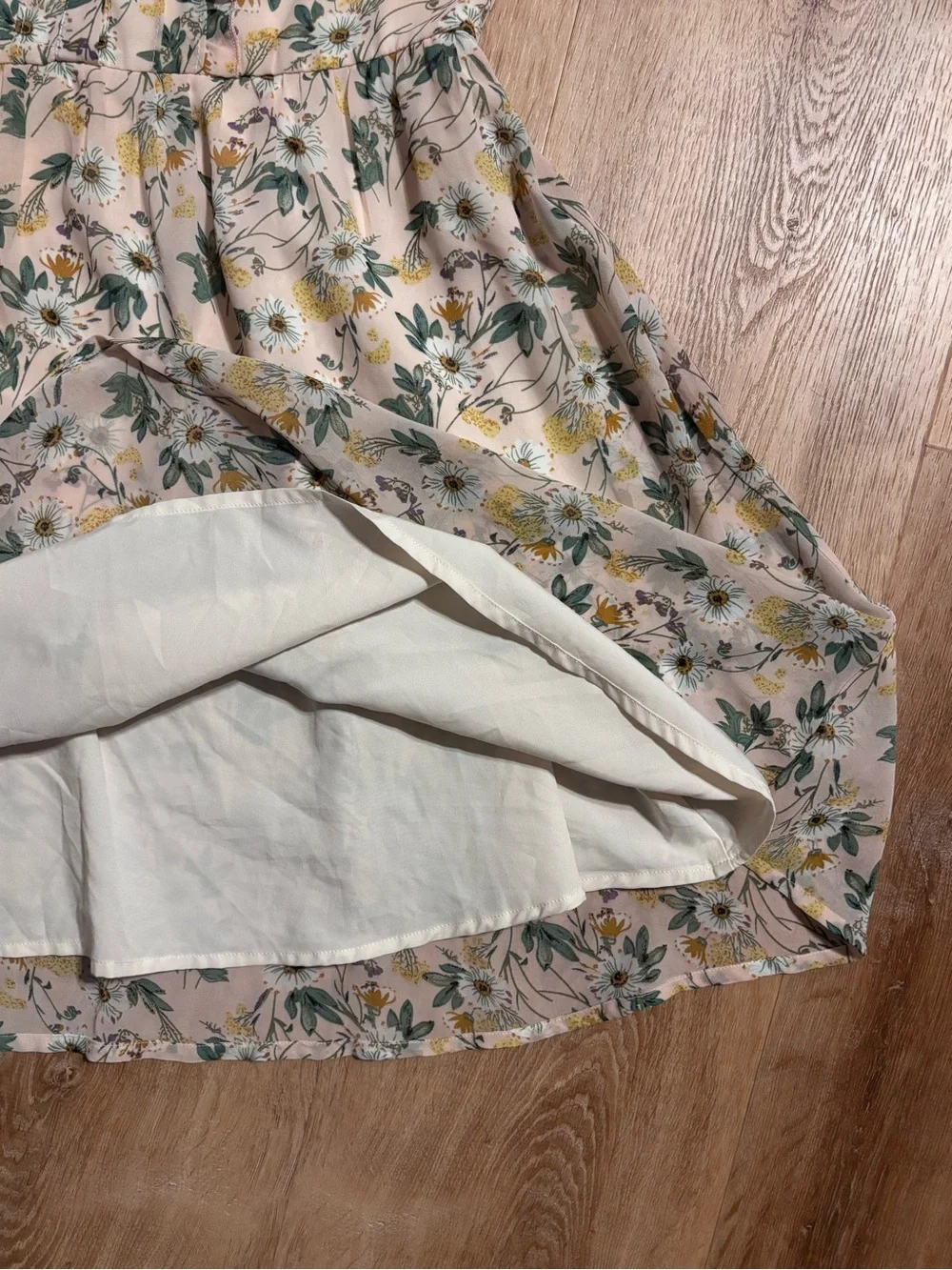 Cottagecore Floral ruffle Mini Dress in pink lined small **2 for 20**